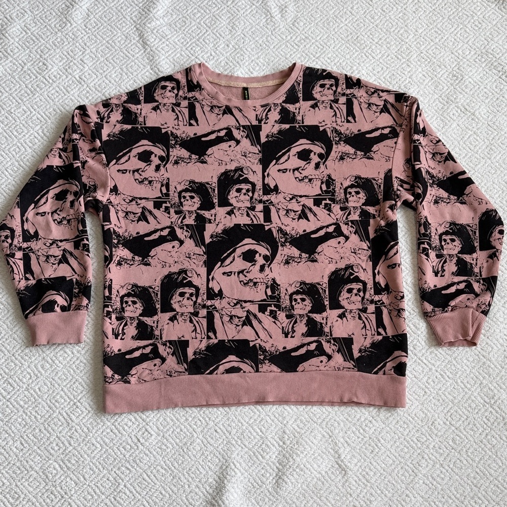 Eksi-1 Skull Graphic Pink Crew Neck Sweater Sz M